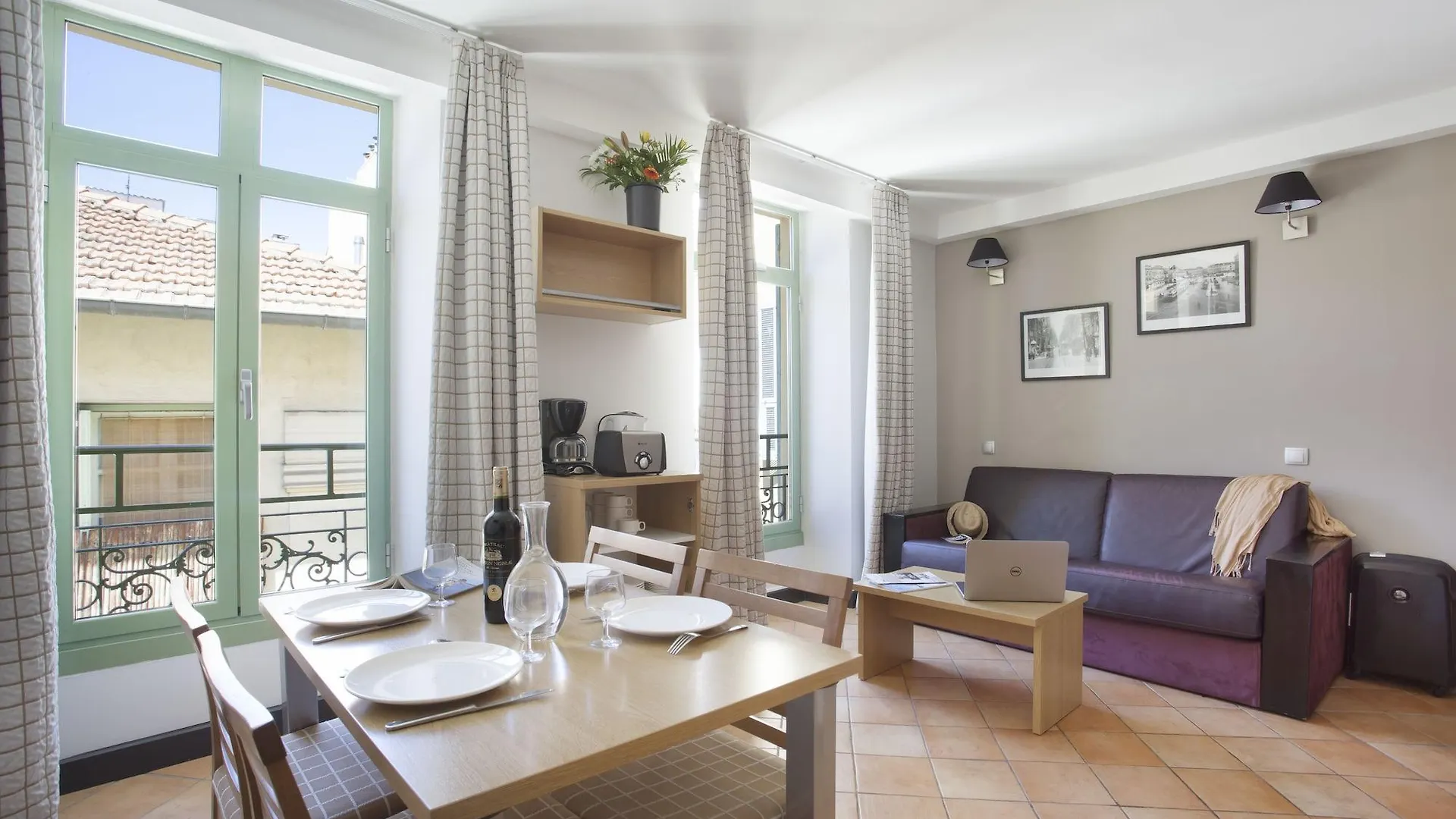 Appart'Hotel Odalys City - Nice Centre 2*,  Frankrig