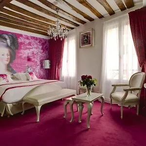 Boutique Konfidentiel Hotel Parigi