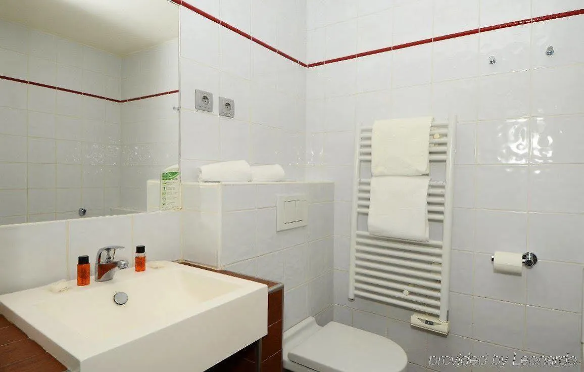 Odalys City Nice Le Palais Rossini Aparthotel 2*,  France
